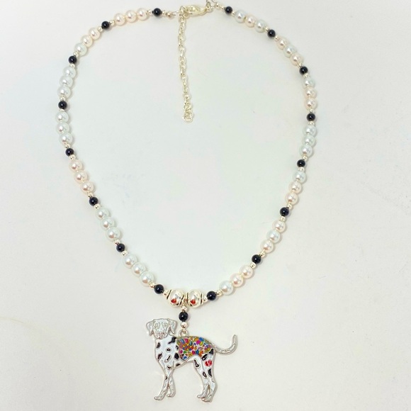 Dalmatian dog necklace with Pearls & Jasper - Picture 3 of 5